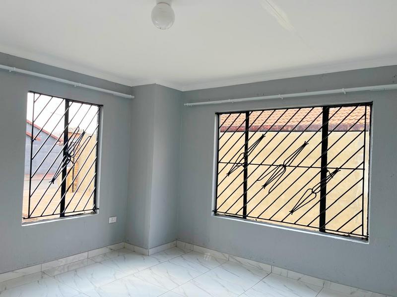 3 Bedroom Property for Sale in Protea Glen Gauteng