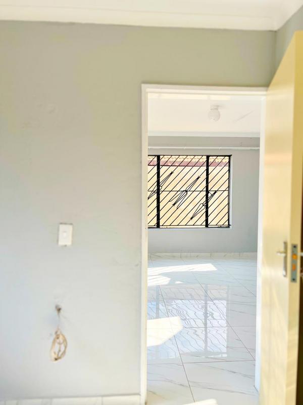 3 Bedroom Property for Sale in Protea Glen Gauteng