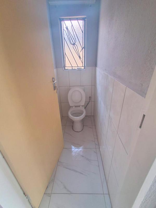 3 Bedroom Property for Sale in Protea Glen Gauteng