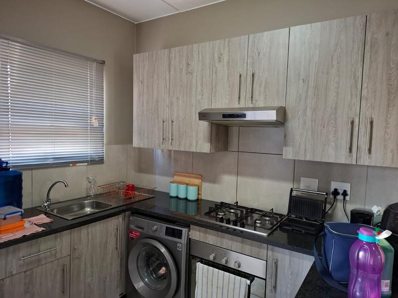 2 Bedroom Property for Sale in Glen Austin Gauteng