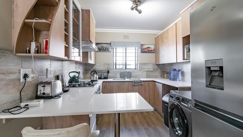 2 Bedroom Property for Sale in Roodepark Eco Estate Gauteng