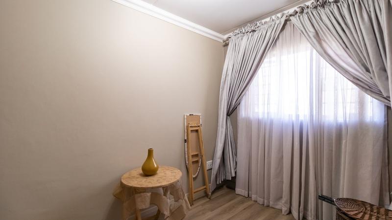 2 Bedroom Property for Sale in Roodepark Eco Estate Gauteng
