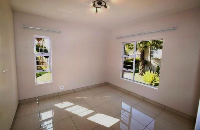 To Let 2 Bedroom Property for Rent in Edenburg Gauteng