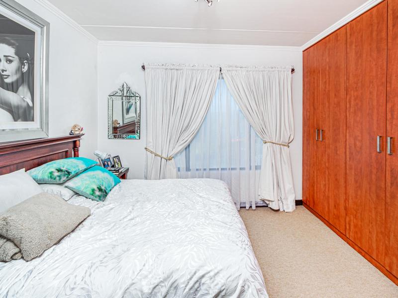 3 Bedroom Property for Sale in Sunninghill Gauteng