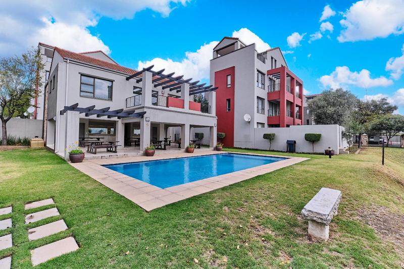 To Let 1 Bedroom Property for Rent in Lonehill Gauteng