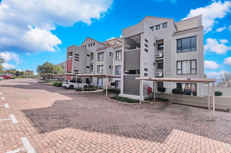 To Let 1 Bedroom Property for Rent in Lonehill Gauteng