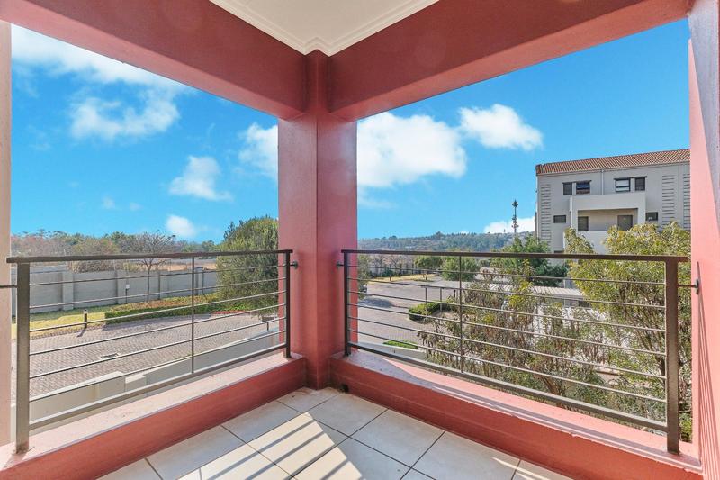 1 Bedroom Property for Sale in Lonehill Gauteng