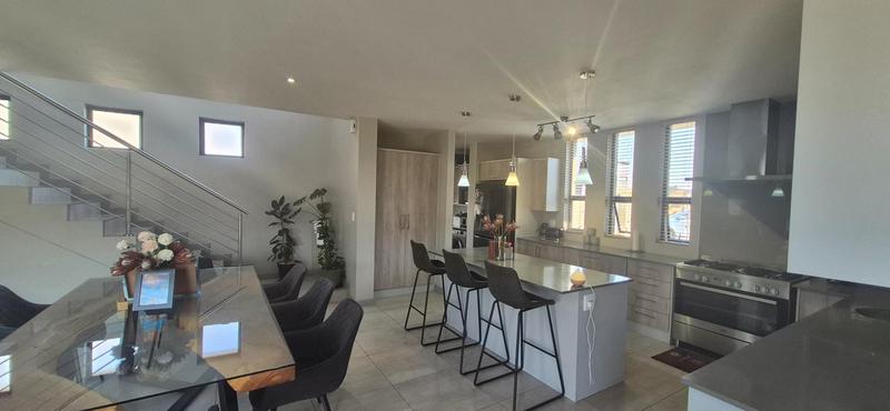 4 Bedroom Property for Sale in Midstream Meadows Gauteng