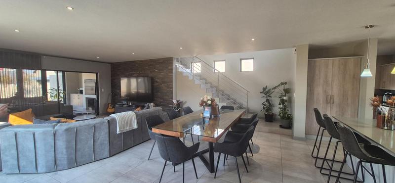 4 Bedroom Property for Sale in Midstream Meadows Gauteng