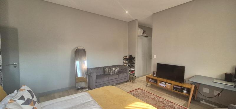 4 Bedroom Property for Sale in Midstream Meadows Gauteng