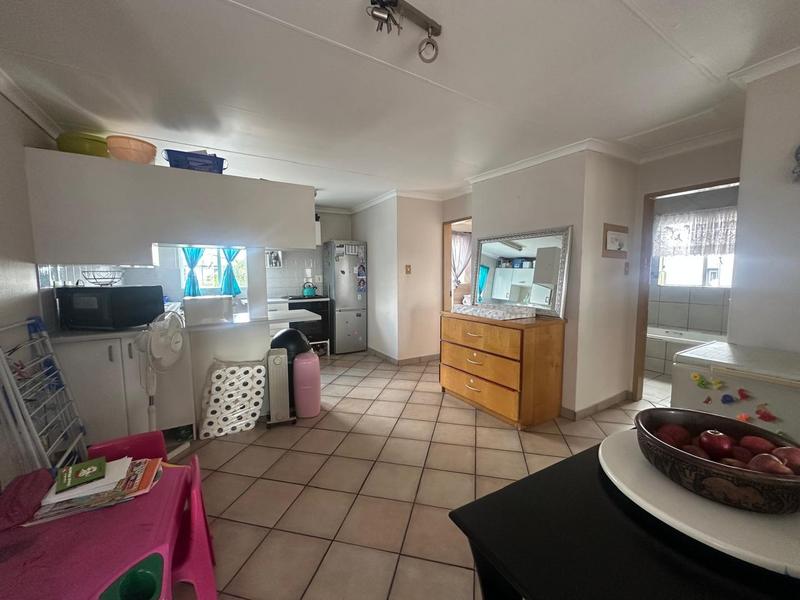 2 Bedroom Property for Sale in Verwoerdpark Gauteng