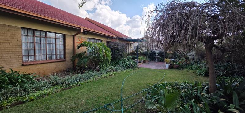 3 Bedroom Property for Sale in Vanderbijlpark SE 6 Gauteng