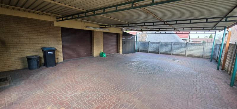 3 Bedroom Property for Sale in Vanderbijlpark SE 6 Gauteng