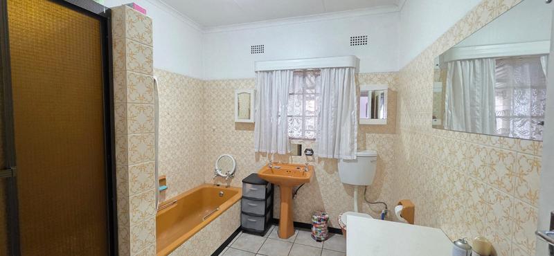 3 Bedroom Property for Sale in Vanderbijlpark SE 6 Gauteng