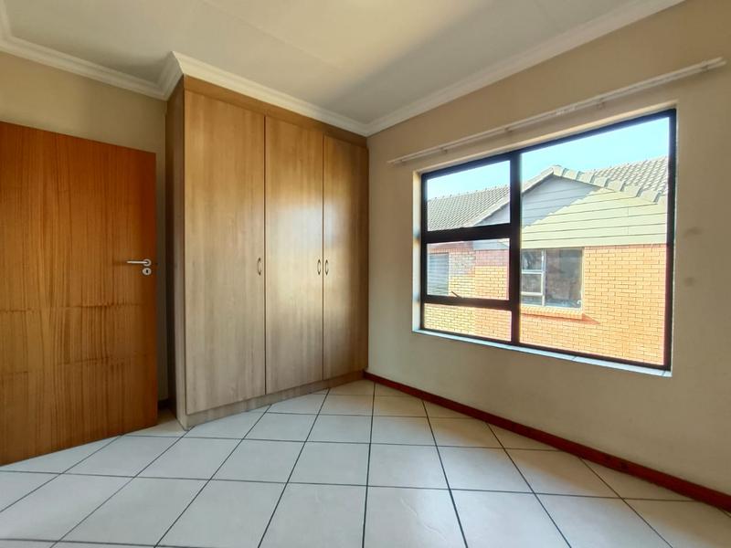 To Let 2 Bedroom Property for Rent in Meyersdal Gauteng