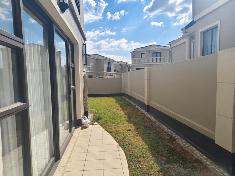 To Let 3 Bedroom Property for Rent in Craigavon Gauteng