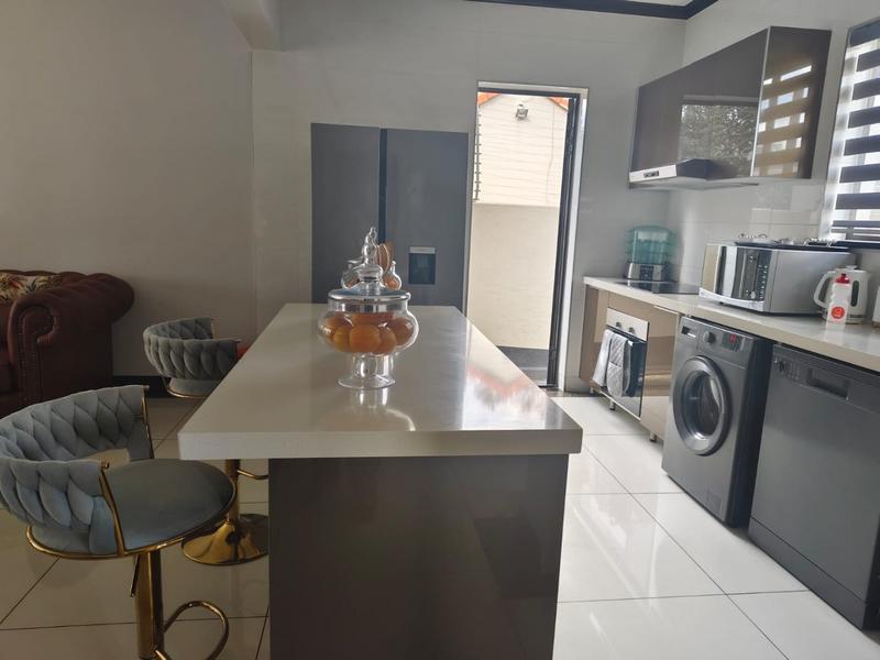 To Let 3 Bedroom Property for Rent in Craigavon Gauteng