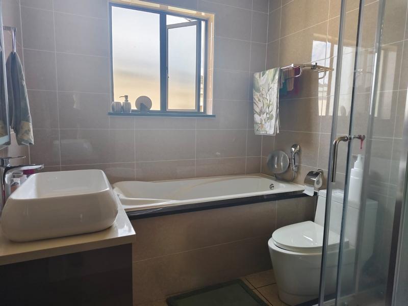 To Let 3 Bedroom Property for Rent in Craigavon Gauteng
