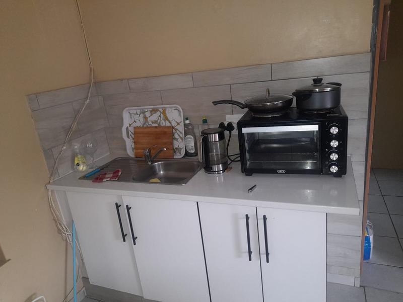 1 Bedroom Property for Sale in Bonaero Park Gauteng