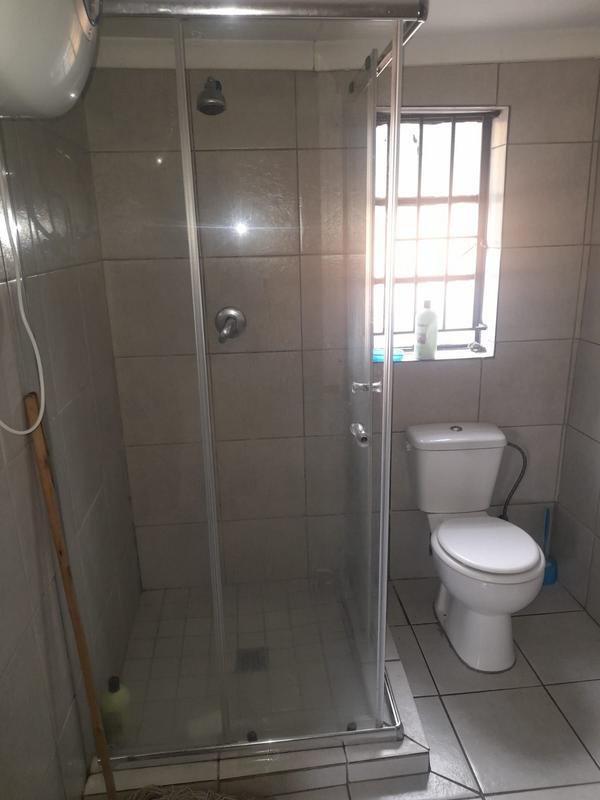 1 Bedroom Property for Sale in Bonaero Park Gauteng