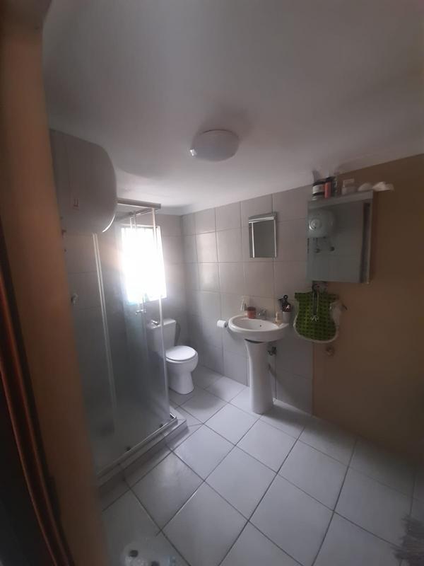 1 Bedroom Property for Sale in Bonaero Park Gauteng