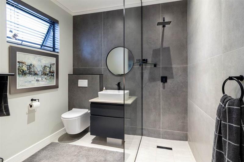 3 Bedroom Property for Sale in Waterkloof Heights Gauteng
