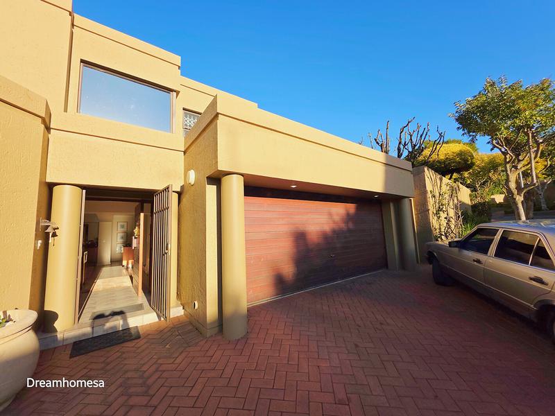 To Let 4 Bedroom Property for Rent in River Club Gauteng