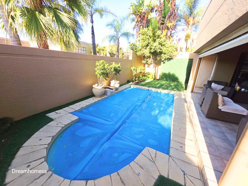 To Let 4 Bedroom Property for Rent in River Club Gauteng