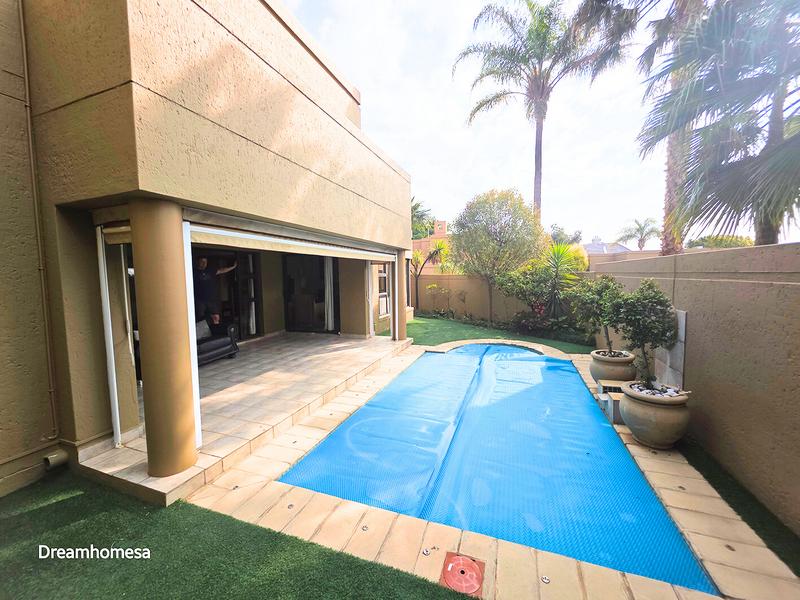 To Let 4 Bedroom Property for Rent in River Club Gauteng