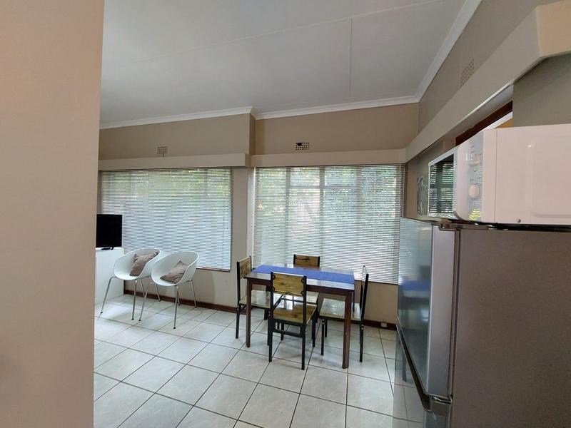 1 Bedroom Property for Sale in Linden Gauteng