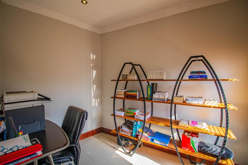 4 Bedroom Property for Sale in Midlands Estate Gauteng