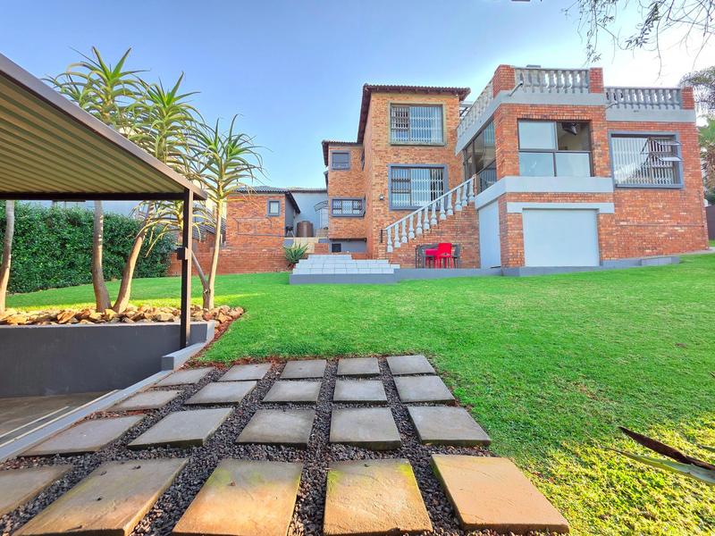 4 Bedroom Property for Sale in Rangeview Gauteng