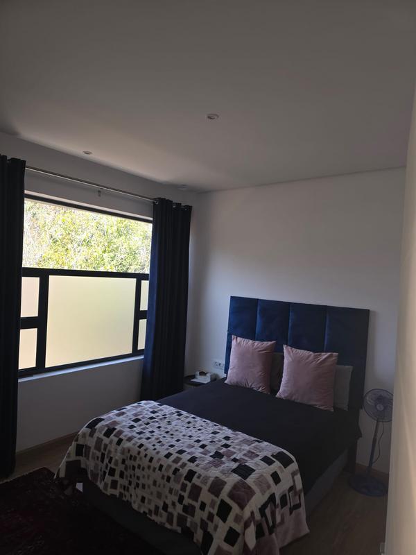 To Let 3 Bedroom Property for Rent in Emmarentia Gauteng