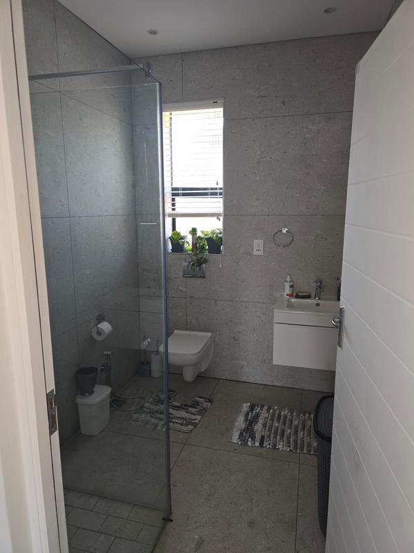 To Let 3 Bedroom Property for Rent in Emmarentia Gauteng