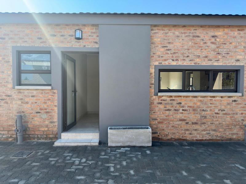To Let 3 Bedroom Property for Rent in Raslouw Gauteng