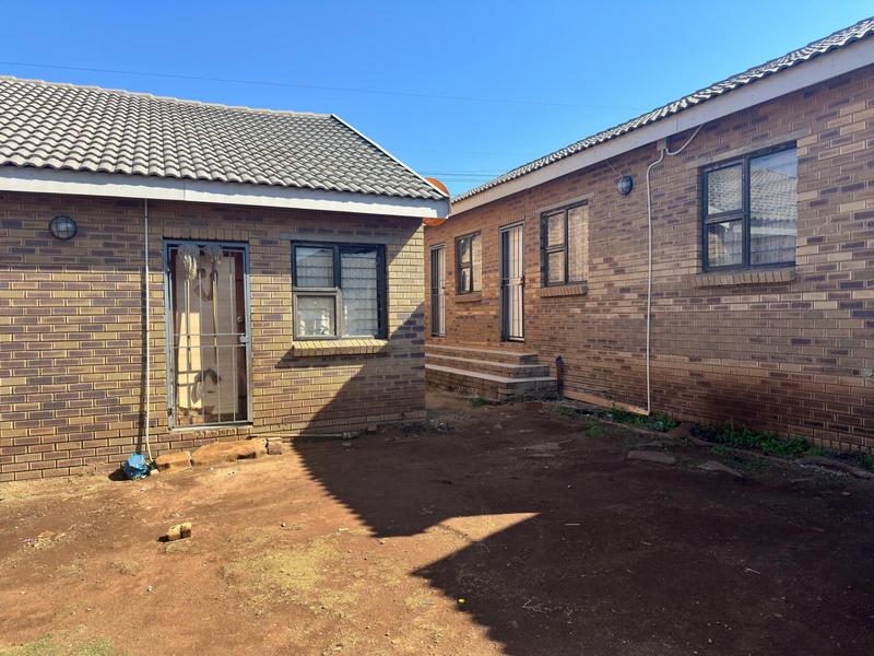 13 Bedroom Property for Sale in Erasmia Gauteng