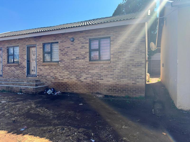 13 Bedroom Property for Sale in Erasmia Gauteng