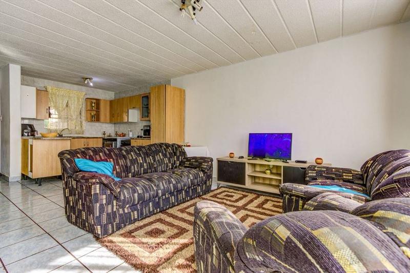 2 Bedroom Property for Sale in Ravenswood Gauteng