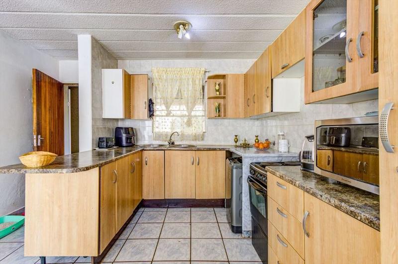 2 Bedroom Property for Sale in Ravenswood Gauteng