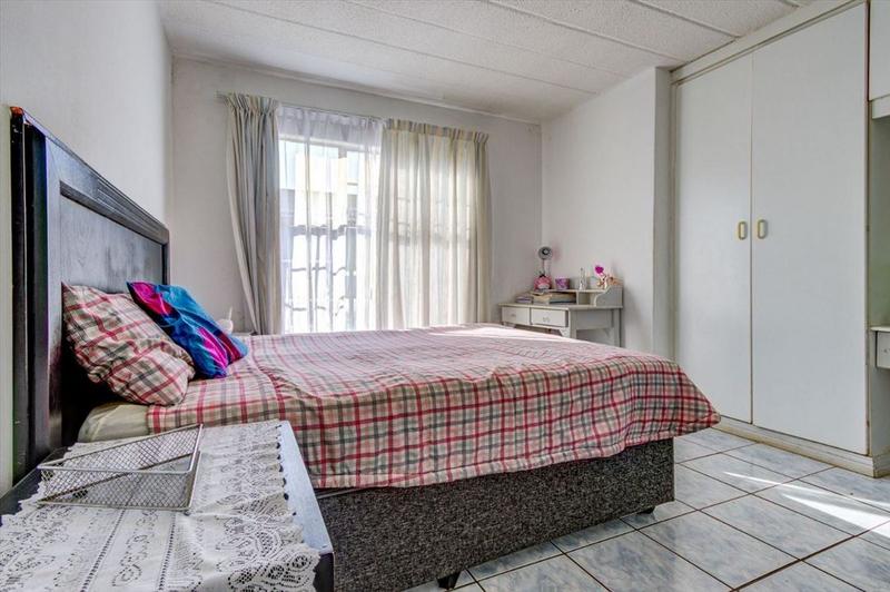 2 Bedroom Property for Sale in Ravenswood Gauteng