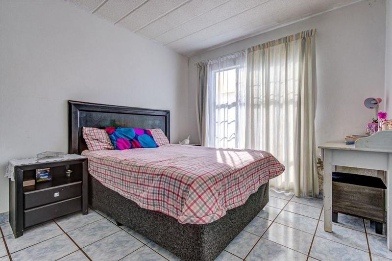 2 Bedroom Property for Sale in Ravenswood Gauteng