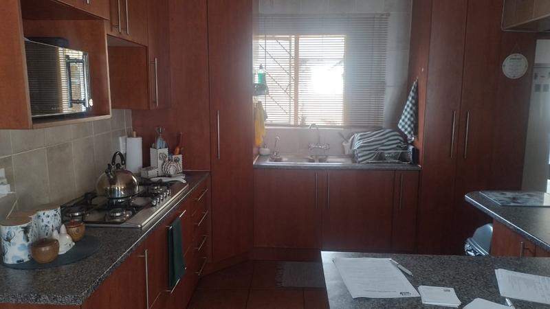 4 Bedroom Property for Sale in Eike Park Gauteng