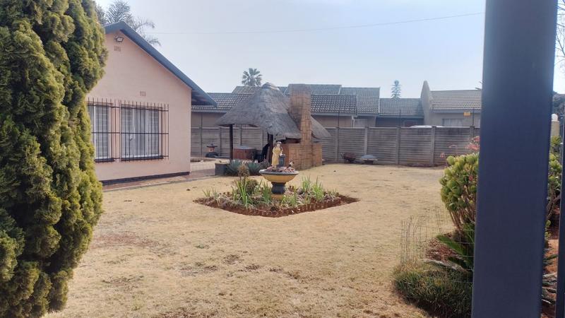 3 Bedroom Property for Sale in Greenhills Gauteng