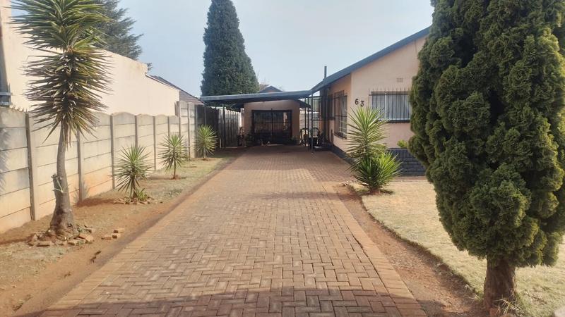 3 Bedroom Property for Sale in Greenhills Gauteng