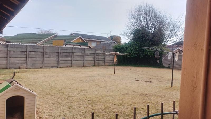 3 Bedroom Property for Sale in Greenhills Gauteng