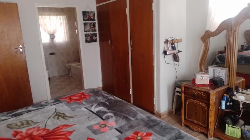 3 Bedroom Property for Sale in Greenhills Gauteng