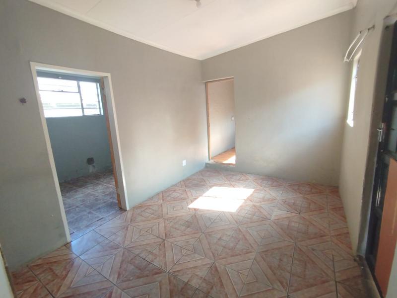 To Let 2 Bedroom Property for Rent in Cyrildene Gauteng