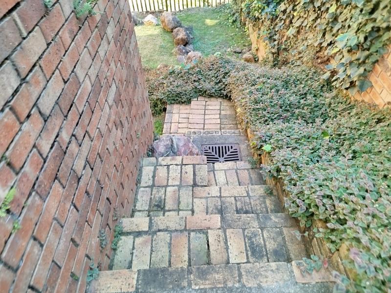 To Let 3 Bedroom Property for Rent in Helderkruin Gauteng