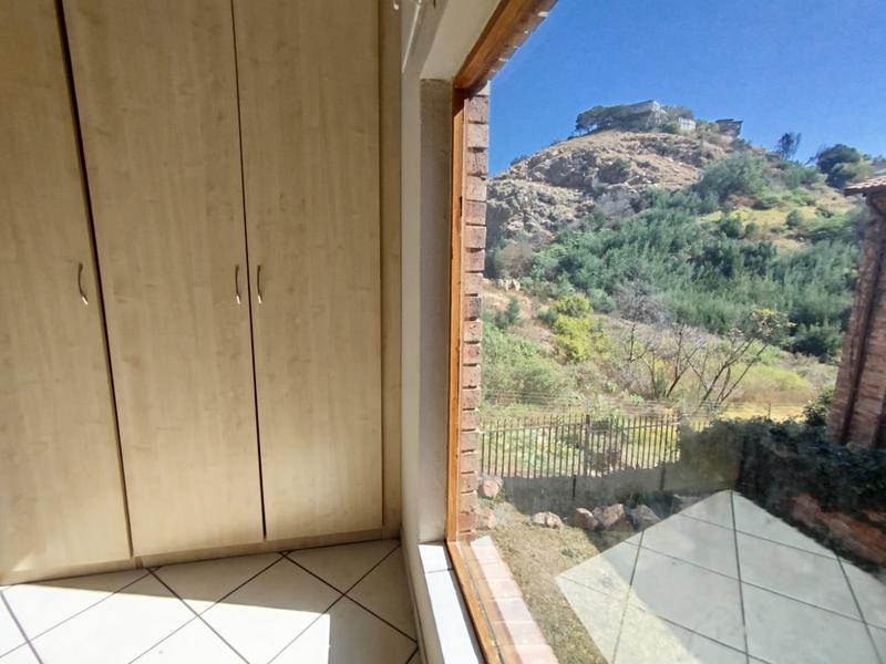 To Let 3 Bedroom Property for Rent in Helderkruin Gauteng