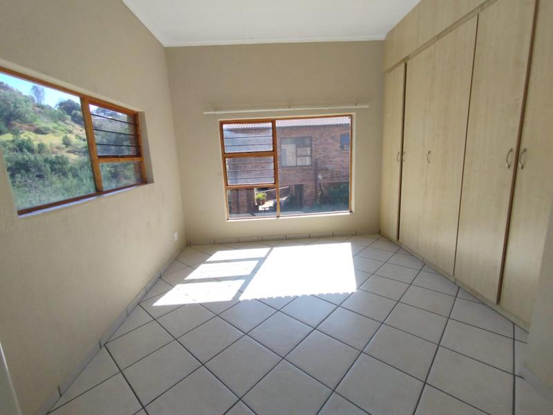 To Let 3 Bedroom Property for Rent in Helderkruin Gauteng
